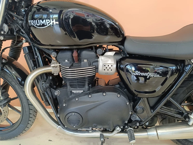 Triumph Street Twin 900 ABS, снимка 13 - Мотоциклети и мототехника - 43391924