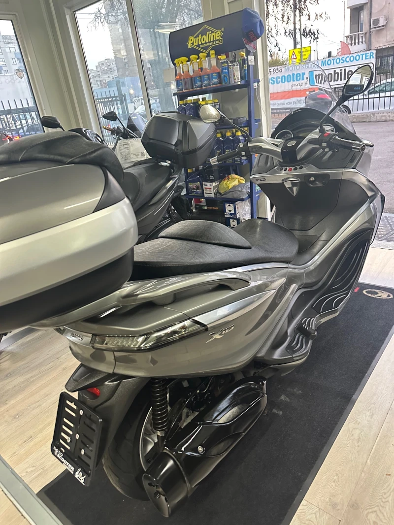 Piaggio X10 350i ABS/ASR/LED 2012г., снимка 10 - Мотоциклети и мототехника - 52335870