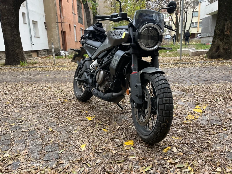 Husqvarna Svartpilen 401