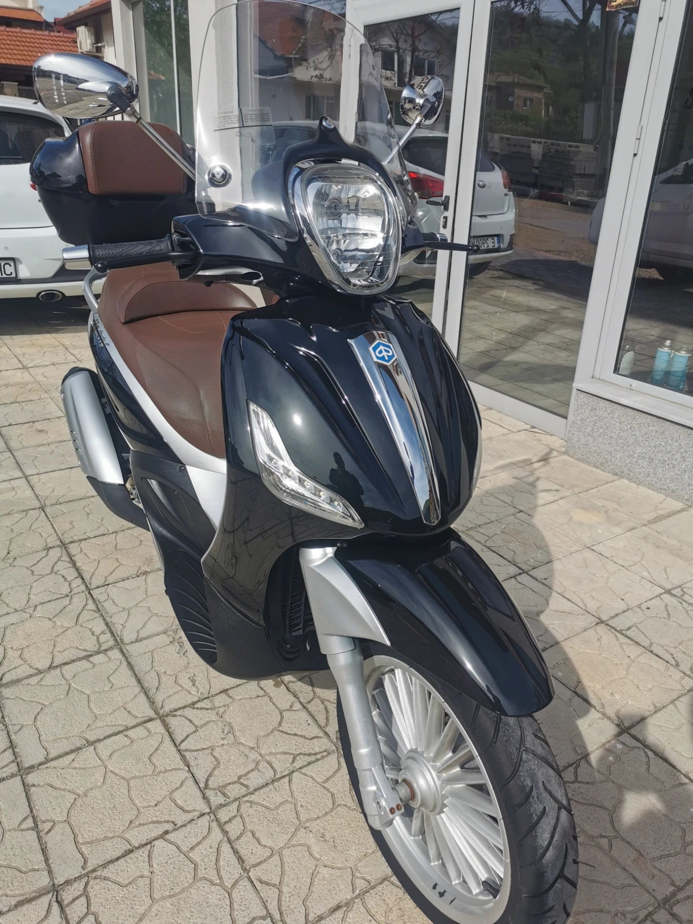 Piaggio Beverly 300i, снимка 5 - Мотоциклети и мототехника - 54229198