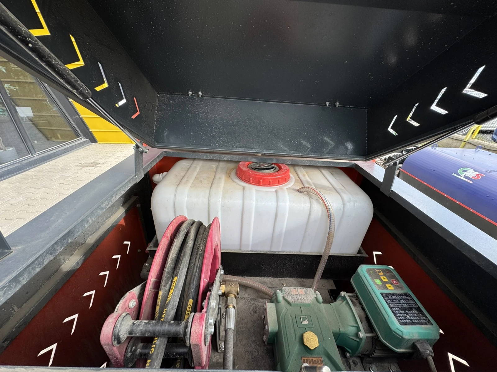����� �������������� ������ ������� ������ Zvox 2000G 2025 �. | Mobile.bg � ����������� 10