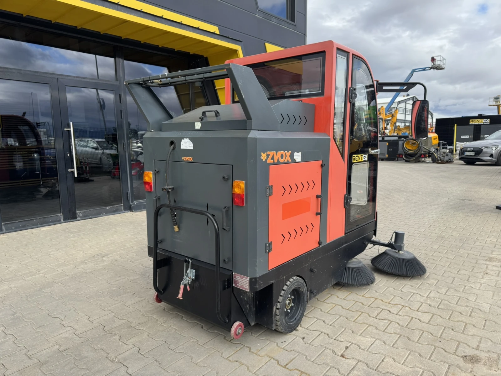 ����� �������������� ������ ������� ������ Zvox 2000G 2025 �. | Mobile.bg � ����������� 8