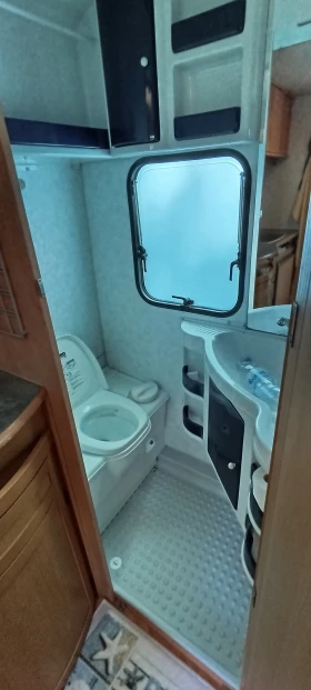 Каравана Adria Unica 391 UH, снимка 6 - Каравани и кемпери - 53613984