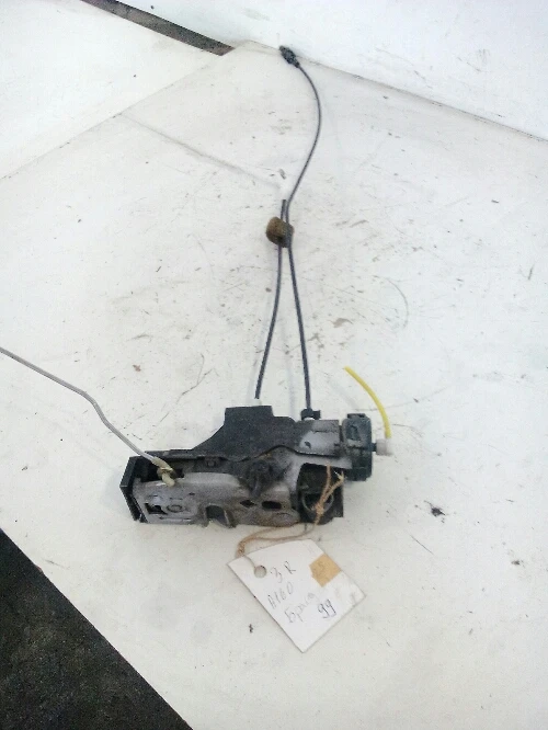 Брава врата Мерцедес А160 задна дясна