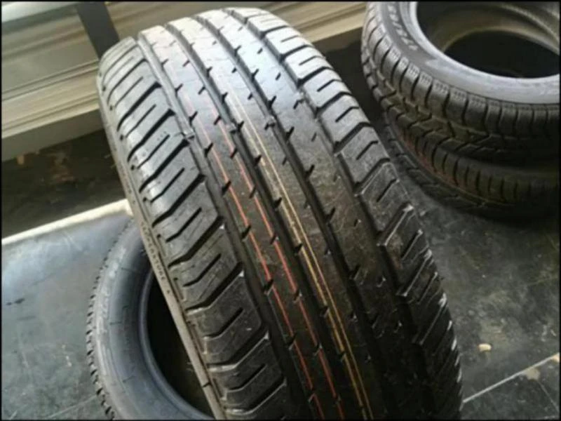 Гуми Летни 205/55R16, снимка 1 - Гуми и джанти - 21692923