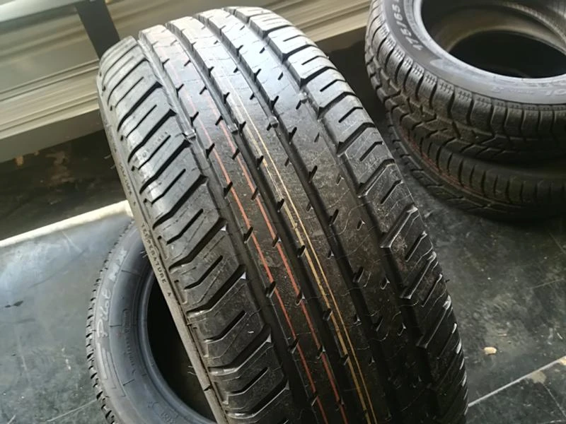 Гуми Летни 205/55R16, снимка 8 - Гуми и джанти - 21692923