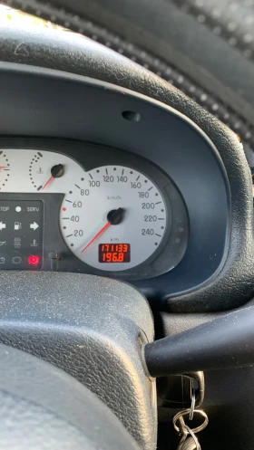 Renault Clio 1, 9 дти  80 коня, снимка 9