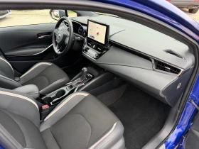 Toyota Corolla 1.8h 140к.с GR 38000км. Гаранция, снимка 15