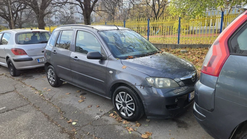 Mazda 2 Автоматик продава се от собственик , снимка 1 - Автомобили и джипове - 48037026