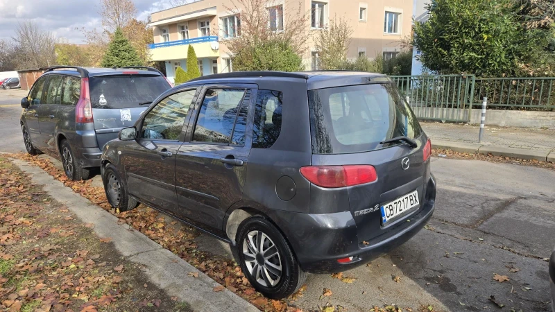 Mazda 2 Автоматик продава се от собственик , снимка 4 - Автомобили и джипове - 48037026