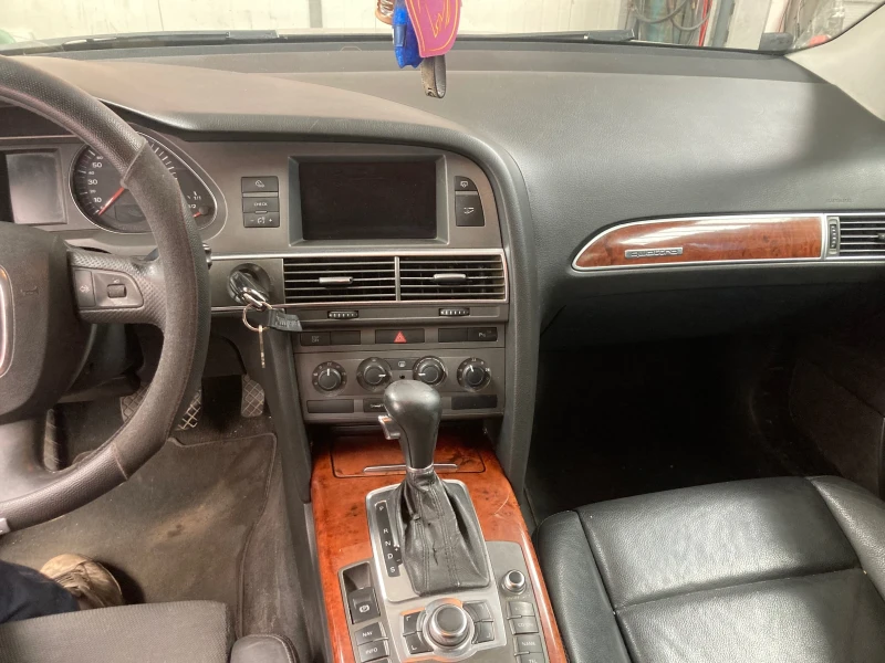 Audi A6 3.0 TDI QUATTRO, снимка 14 - Автомобили и джипове - 52418270