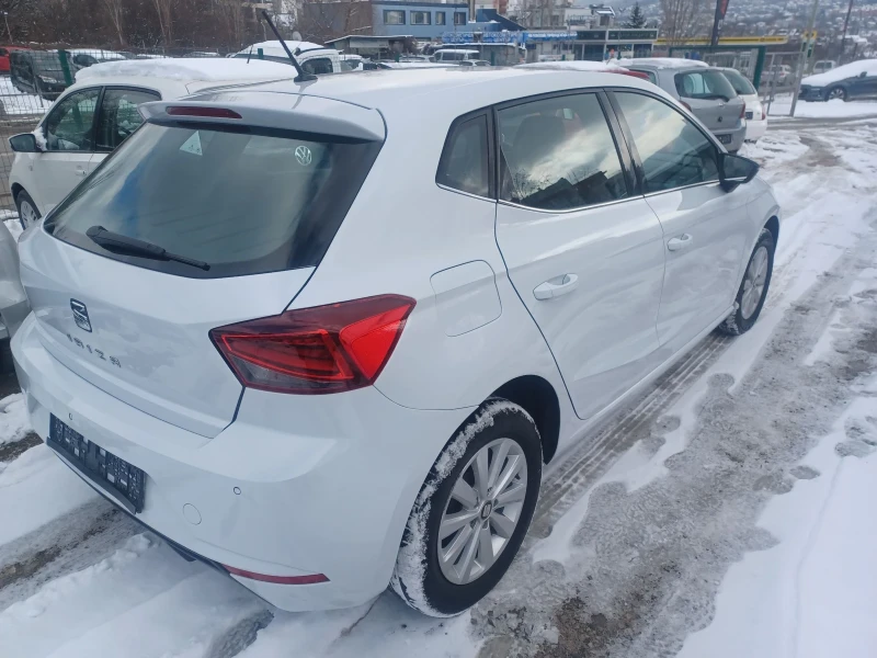 Seat Ibiza 1.0, снимка 5 - Автомобили и джипове - 49202677