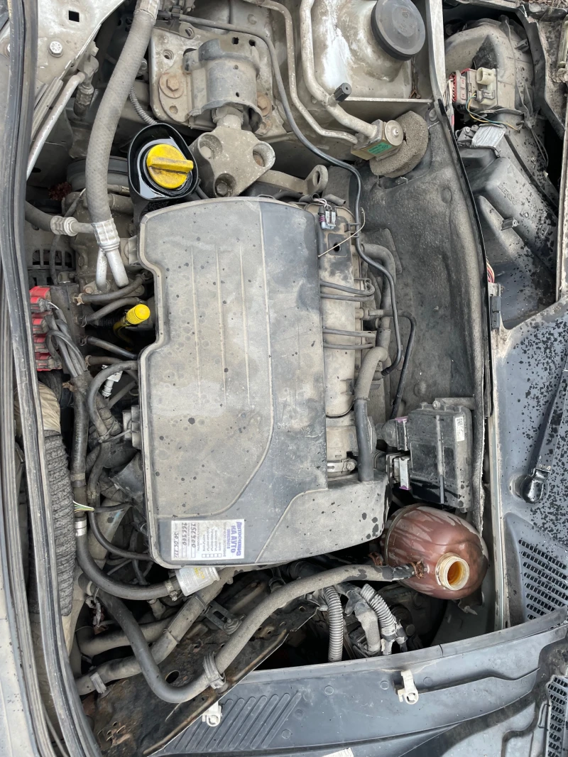 Renault Clio 1.2 , снимка 4 - Автомобили и джипове - 49850390