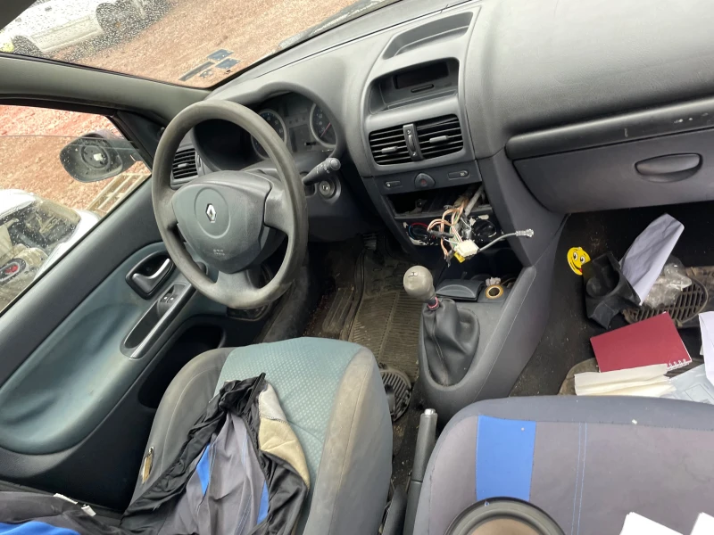 Renault Clio 1.2 , снимка 5 - Автомобили и джипове - 49850390