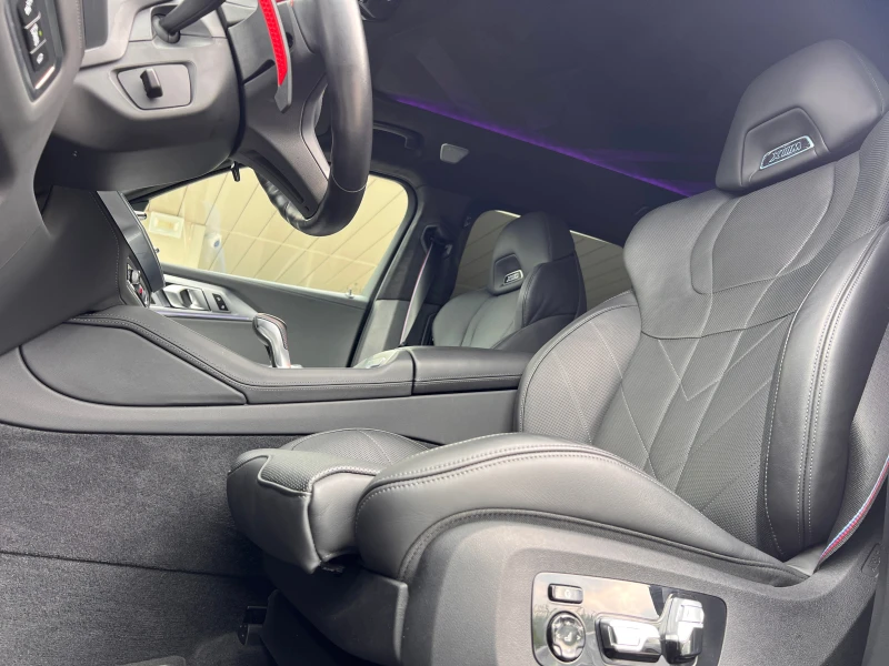 BMW XM, снимка 8 - Автомобили и джипове - 52603939