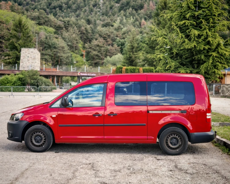VW Caddy MAXI фабрична газ, снимка 8 - Автомобили и джипове - 51091493