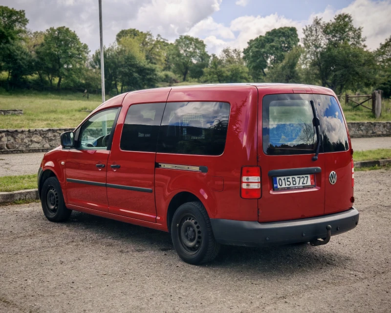 VW Caddy MAXI фабрична газ, снимка 7 - Автомобили и джипове - 51091493