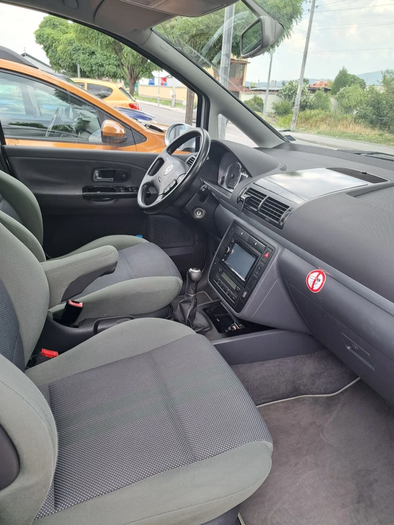 VW Sharan, снимка 6 - Автомобили и джипове - 51882678