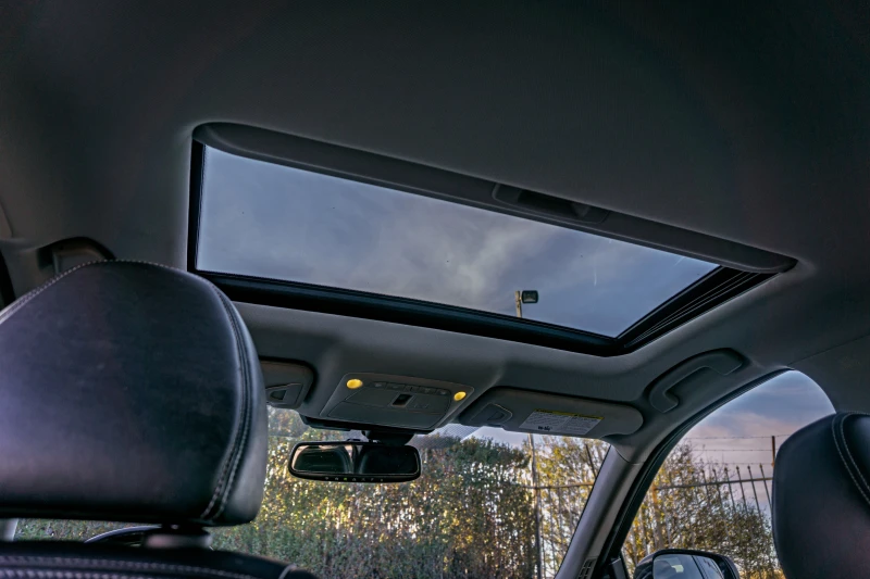 Infiniti Q50 РЕГИСТРИРАНА-ПЕРФЕКТНА-ГАРАНЦИЯ, снимка 11 - Автомобили и джипове - 52288113