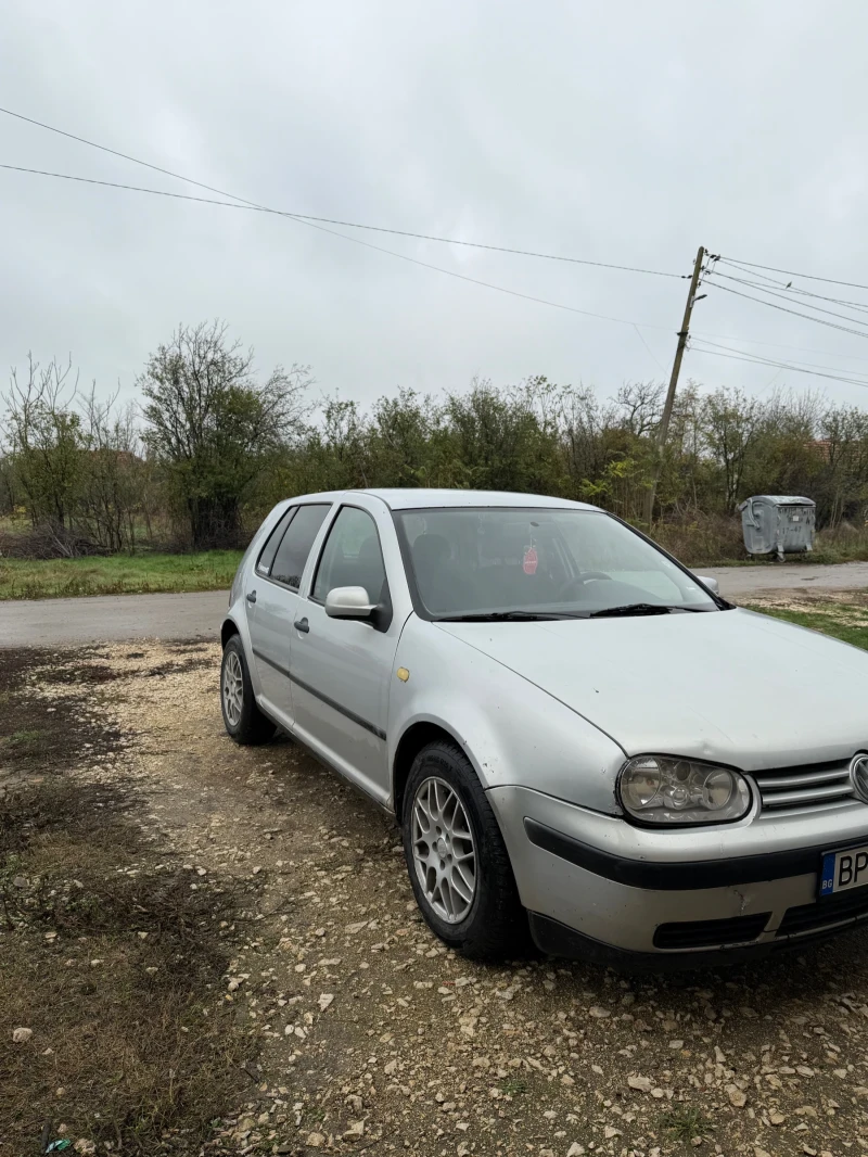VW Golf, снимка 11 - Автомобили и джипове - 52344518