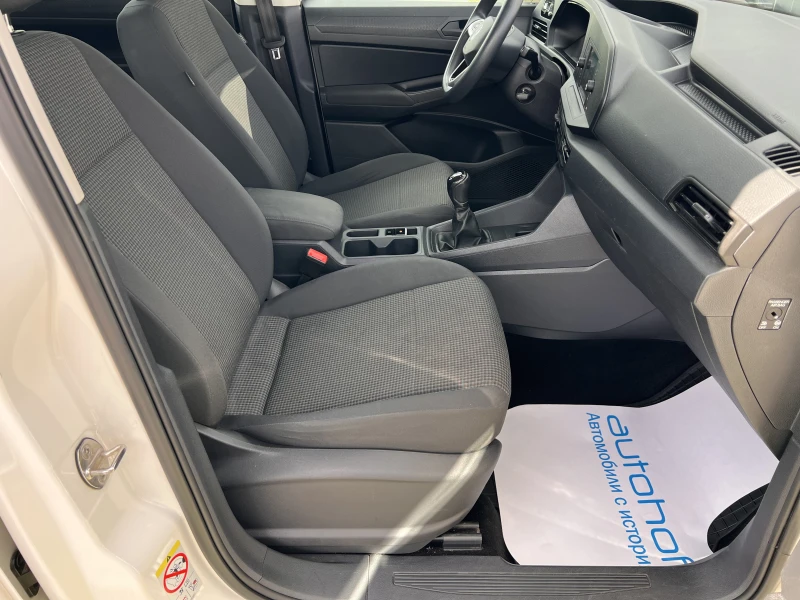VW Caddy Life/2.0TDI/102k.c./6MT/6+ 1/ГАРАНЦИЯ, снимка 11 - Автомобили и джипове - 52670691