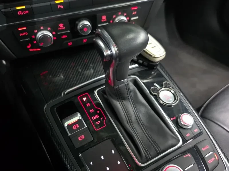 Audi A6 3.0 TDI Quattro, снимка 9 - Автомобили и джипове - 54560688