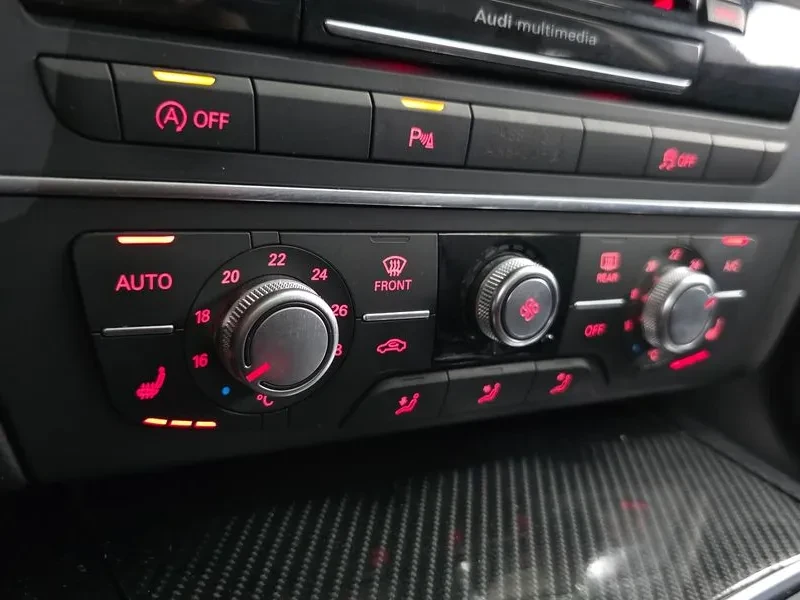 Audi A6 3.0 TDI Quattro, снимка 16 - Автомобили и джипове - 54560688