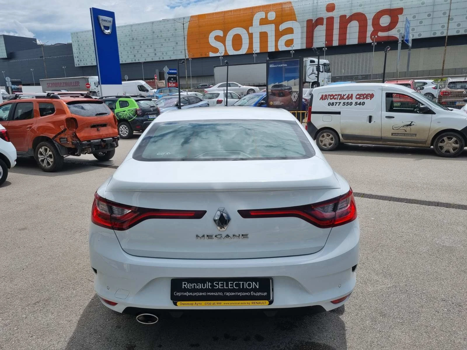 Renault Megane  115 к.с. бензин BVM5 - изображение 6