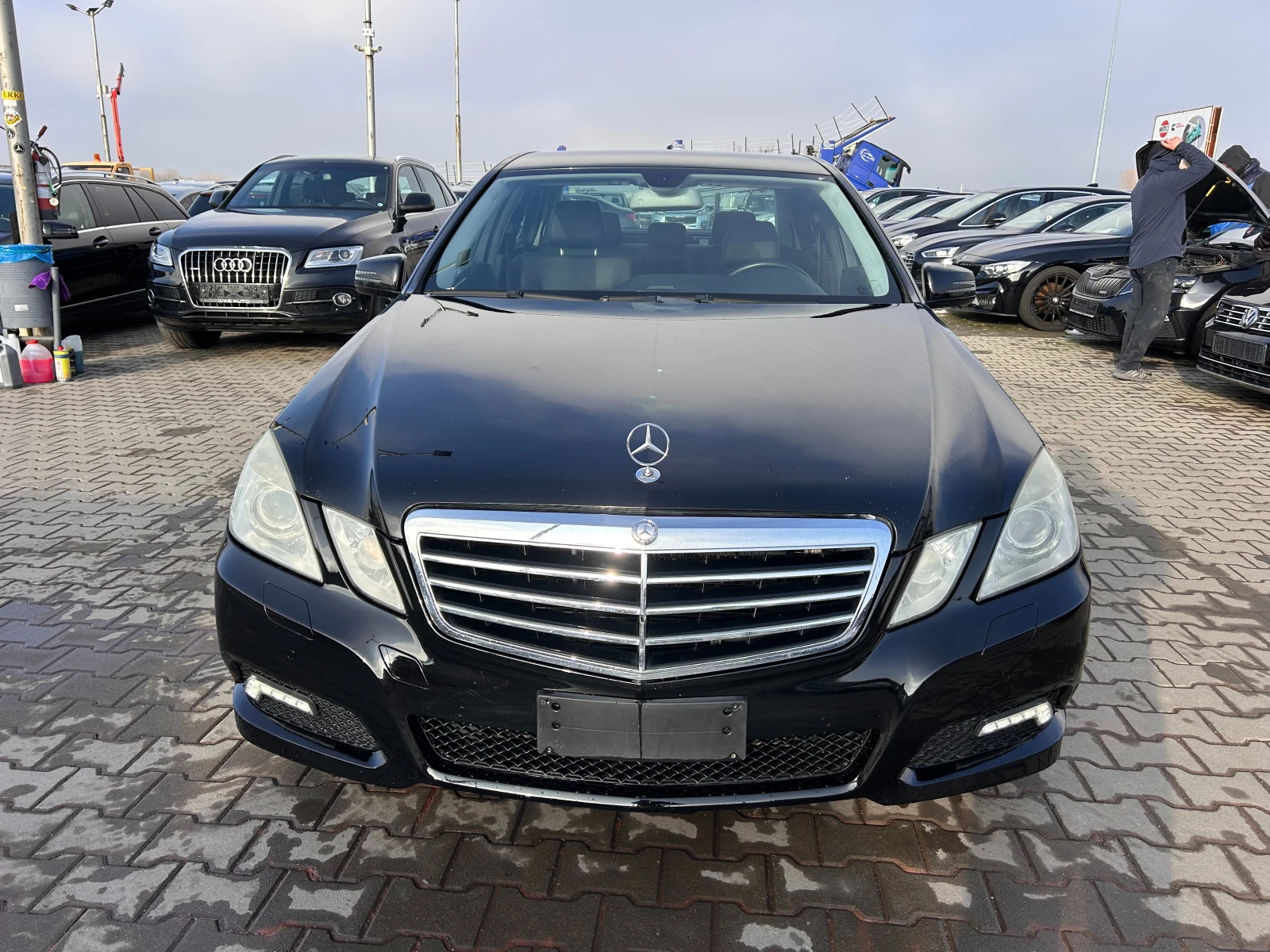 Mercedes-Benz E 220 CDI AVTOMAT/KOJA/NAVI EURO 5 - изображение 3