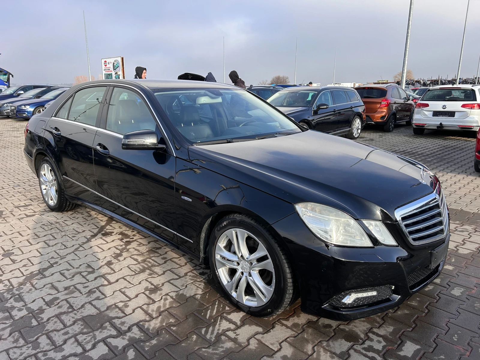 Mercedes-Benz E 220 CDI AVTOMAT/KOJA/NAVI EURO 5 - изображение 4