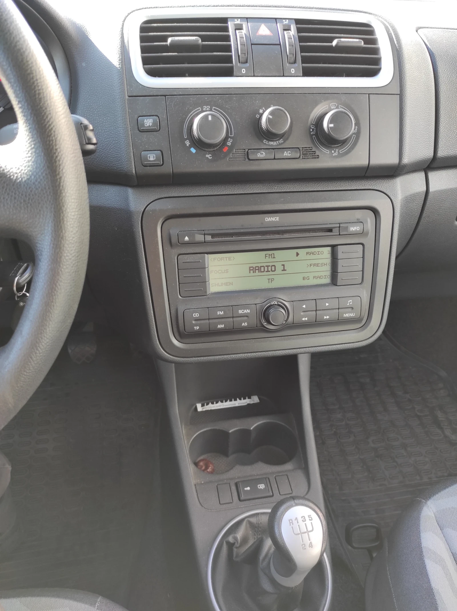 Skoda Fabia 1.2 HTP - изображение 4