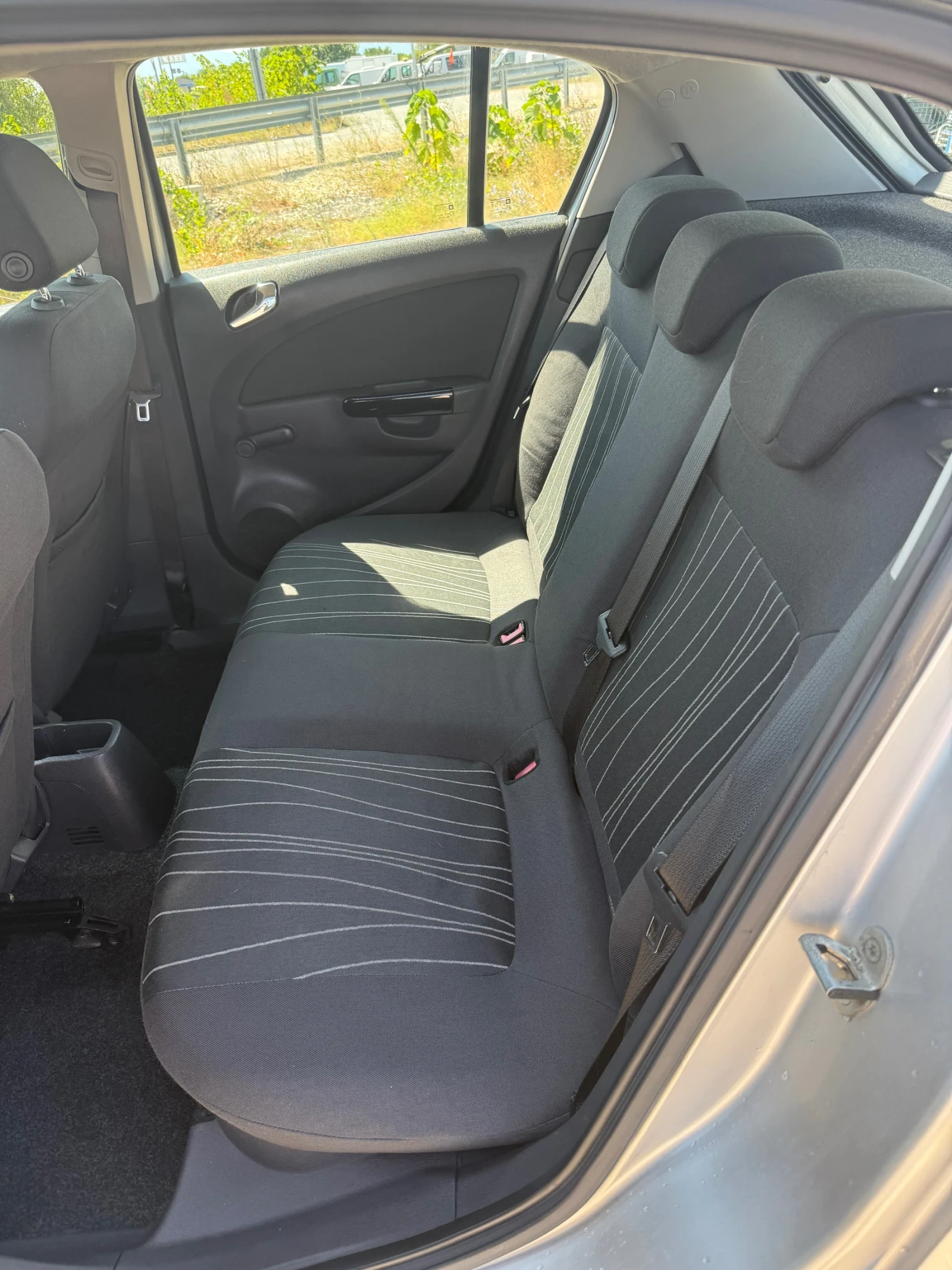 Opel Corsa 1.2 БЕНЗИН - ГАЗ - изображение 10