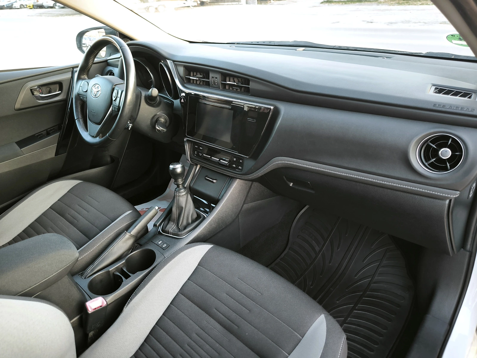 Toyota Auris 1.2ti EURO6 FACELIFT | Mobile.bg   10