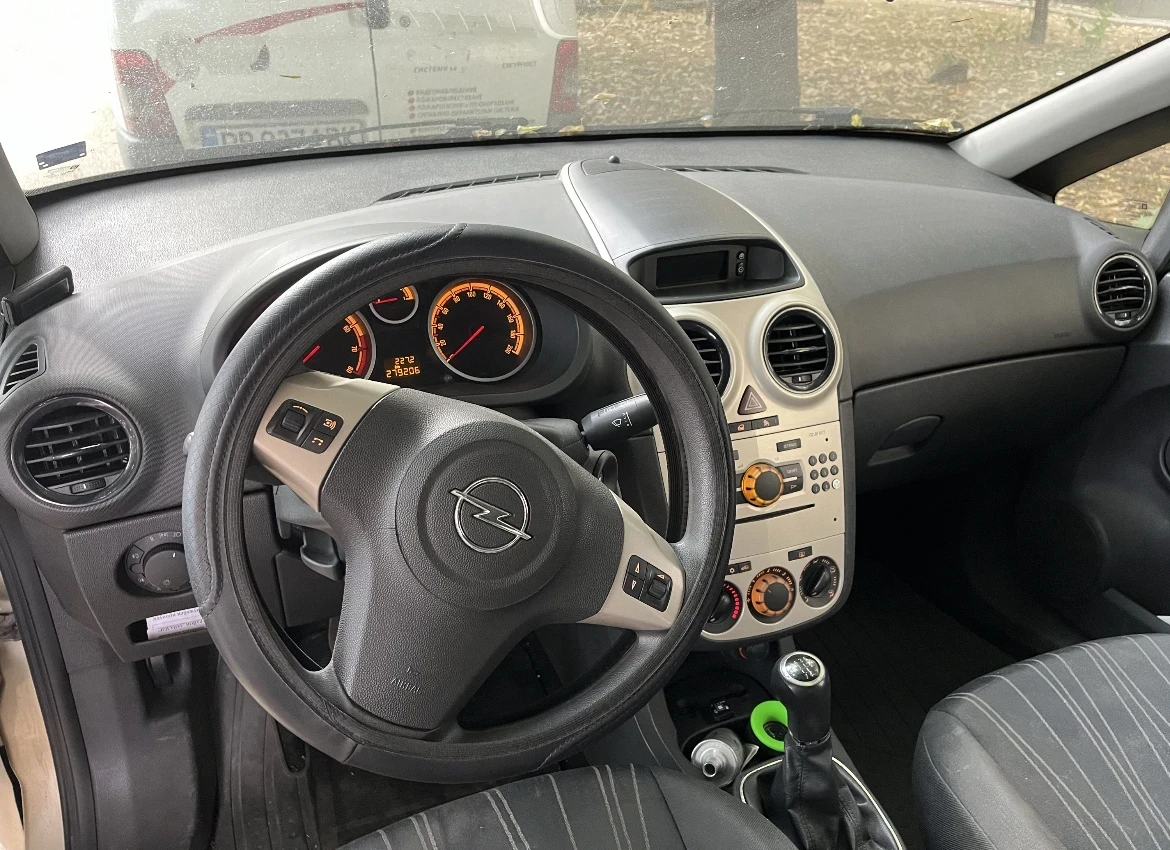 Opel Corsa  - изображение 4