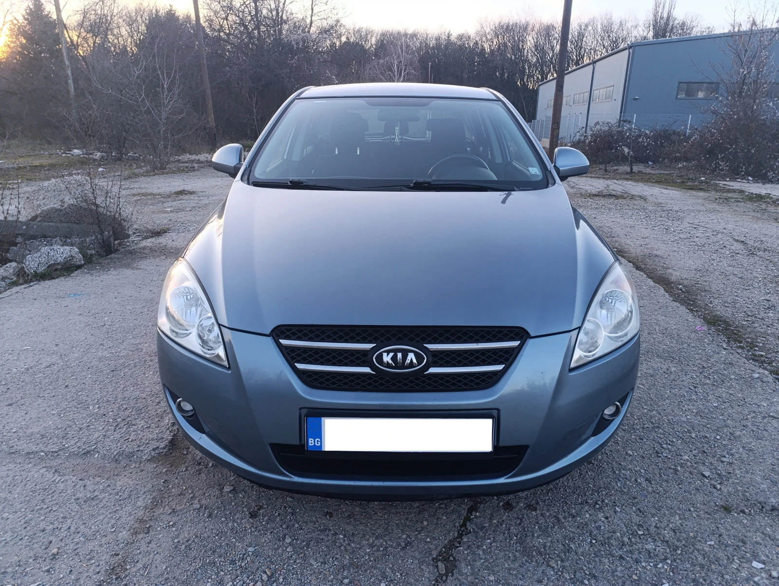 Kia Ceed 1.6i - изображение 2