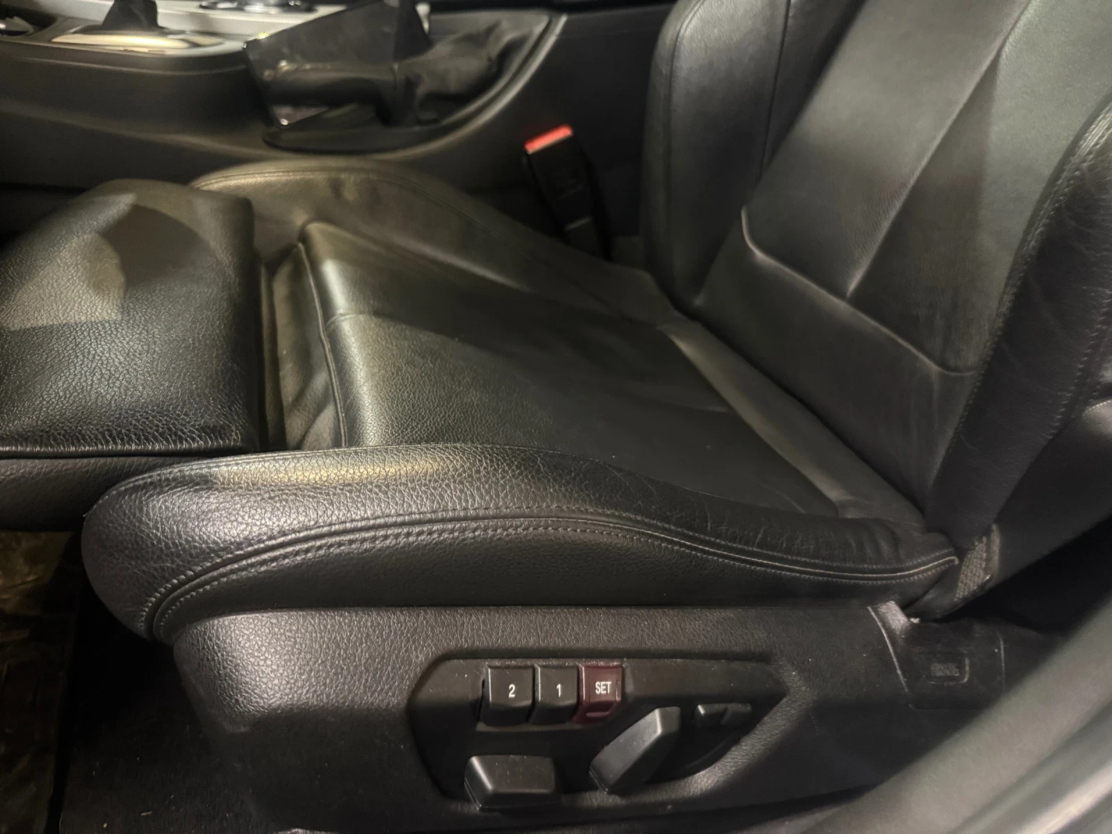BMW 335 D X-drive M-pack & Comfort pack, снимка 13 - Автомобили и джипове - 56303651