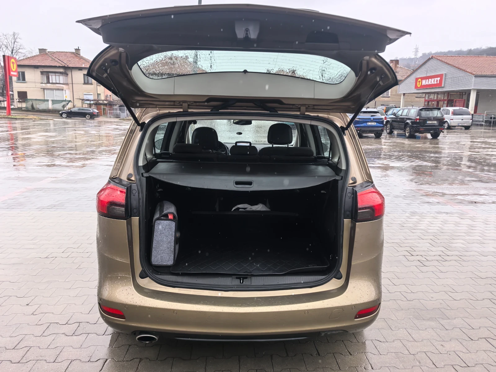 Opel Zafira, снимка 5 - Автомобили и джипове - 53774088