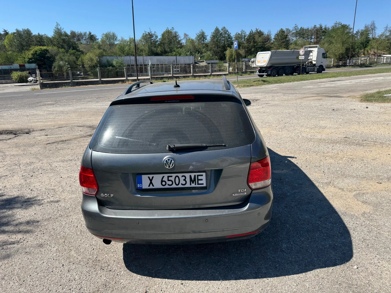 VW Golf, снимка 4 - Автомобили и джипове - 53832931