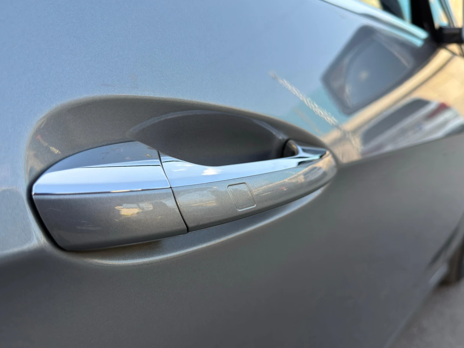 Mercedes-Benz E 350 d 4Matic Avantgarde Distronic Keyless Exclusive, снимка 16 - Автомобили и джипове - 53848233