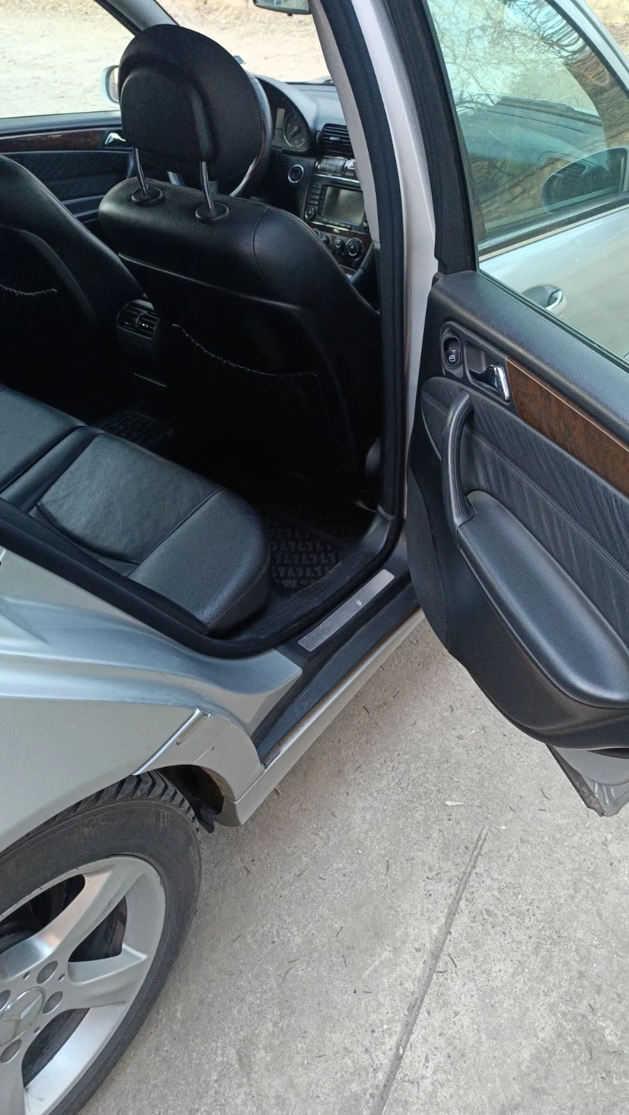 Mercedes-Benz C 270, снимка 7 - Автомобили и джипове - 53997444