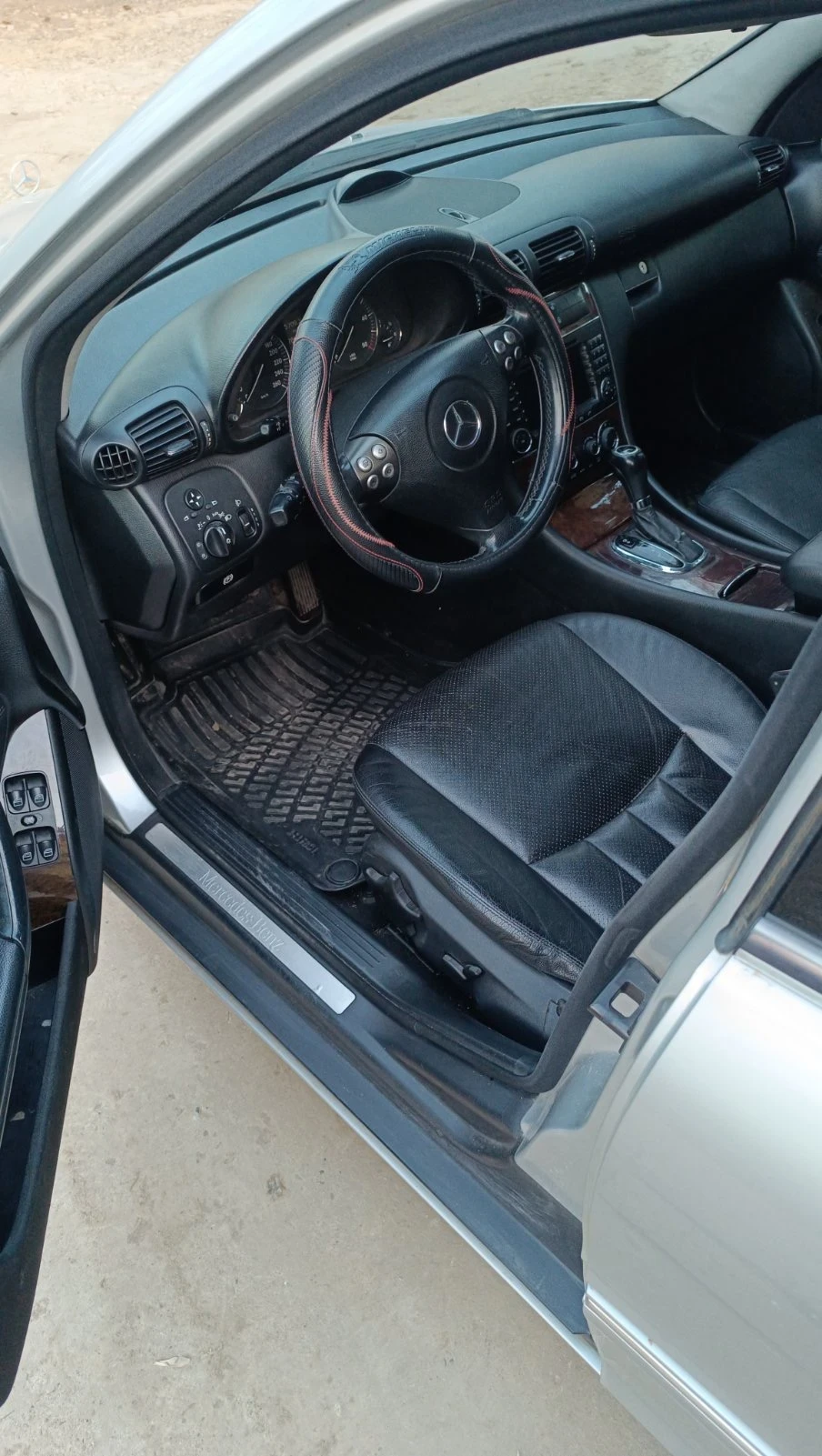 Mercedes-Benz C 270, снимка 8 - Автомобили и джипове - 53997444