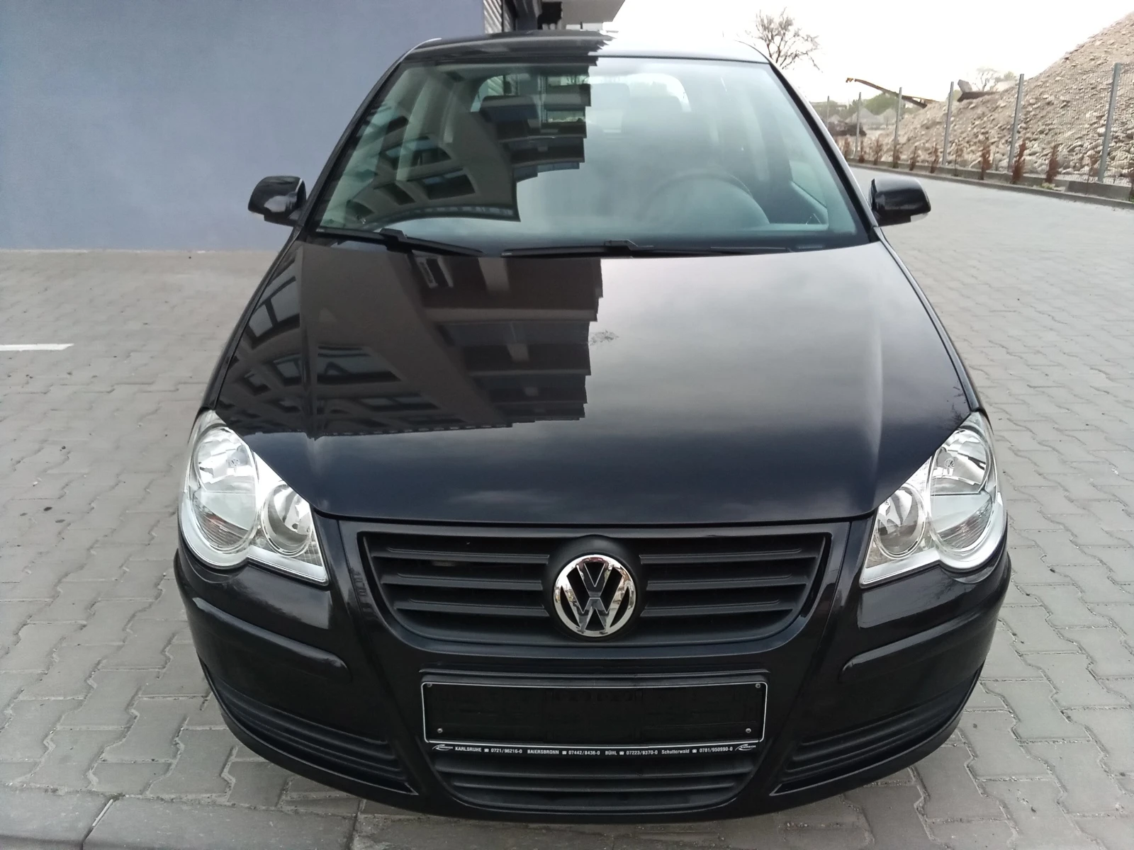 VW Polo 1.4i-75kc., снимка 2 - Автомобили и джипове - 54229417