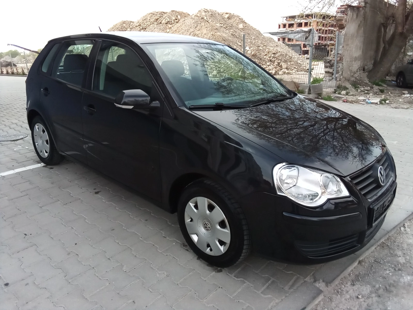 VW Polo 1.4i-75kc., снимка 3 - Автомобили и джипове - 54229417