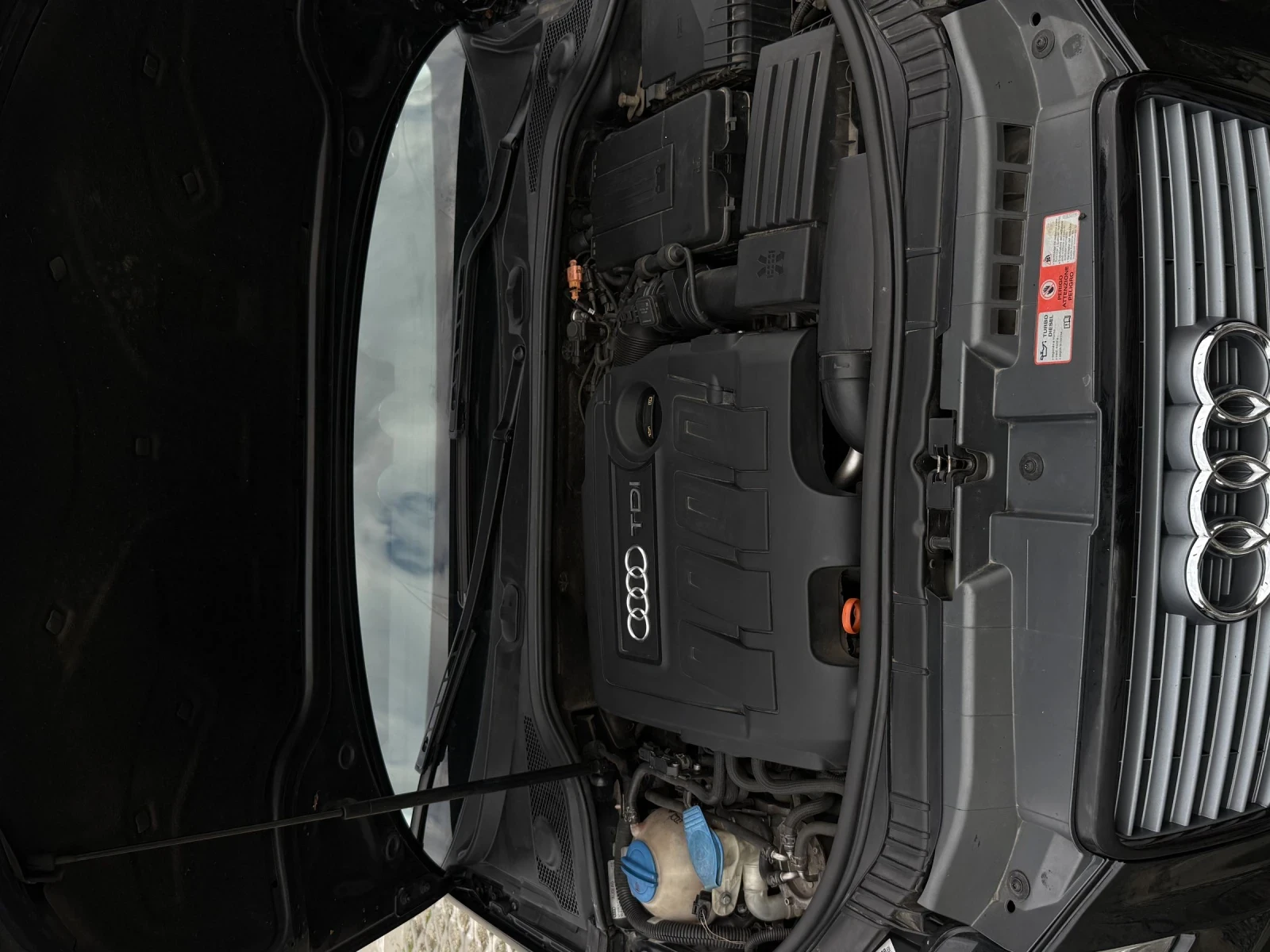 Audi A3 1.6 TDI, снимка 12 - Автомобили и джипове - 54458122
