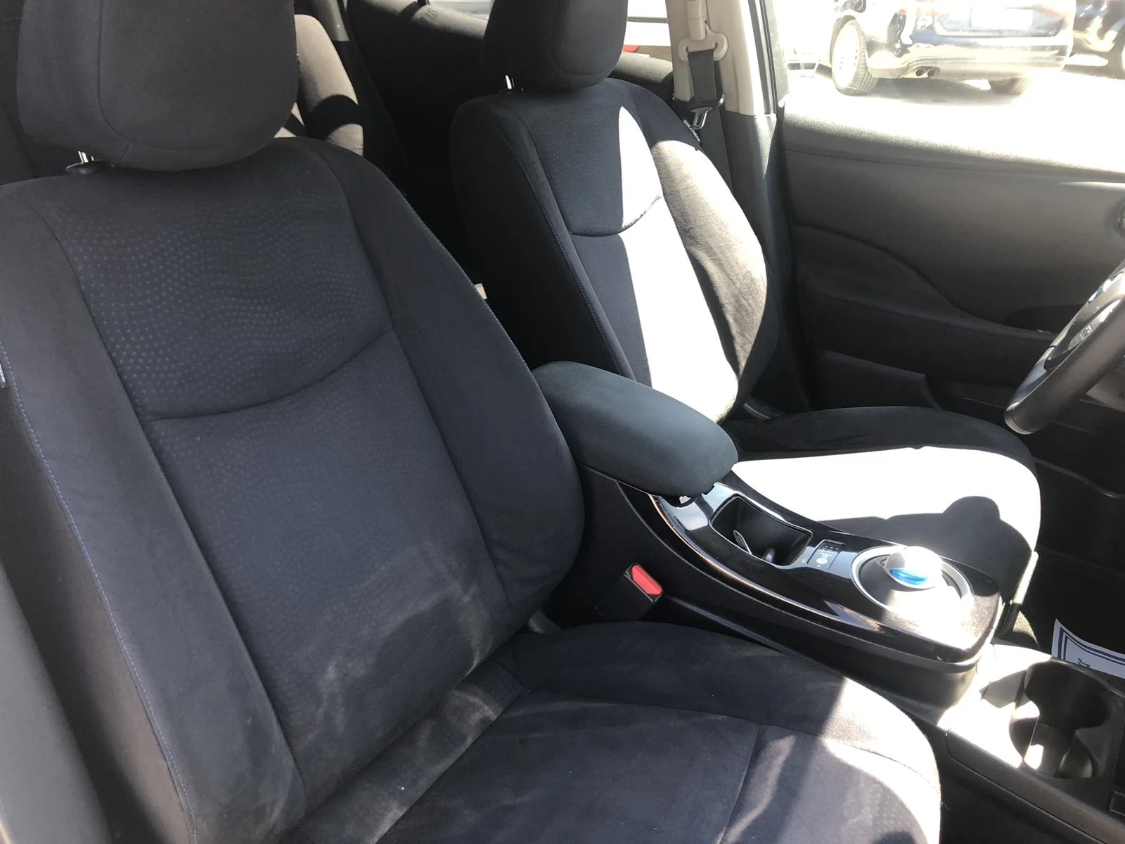 Nissan Leaf , снимка 12 - Автомобили и джипове - 54555602