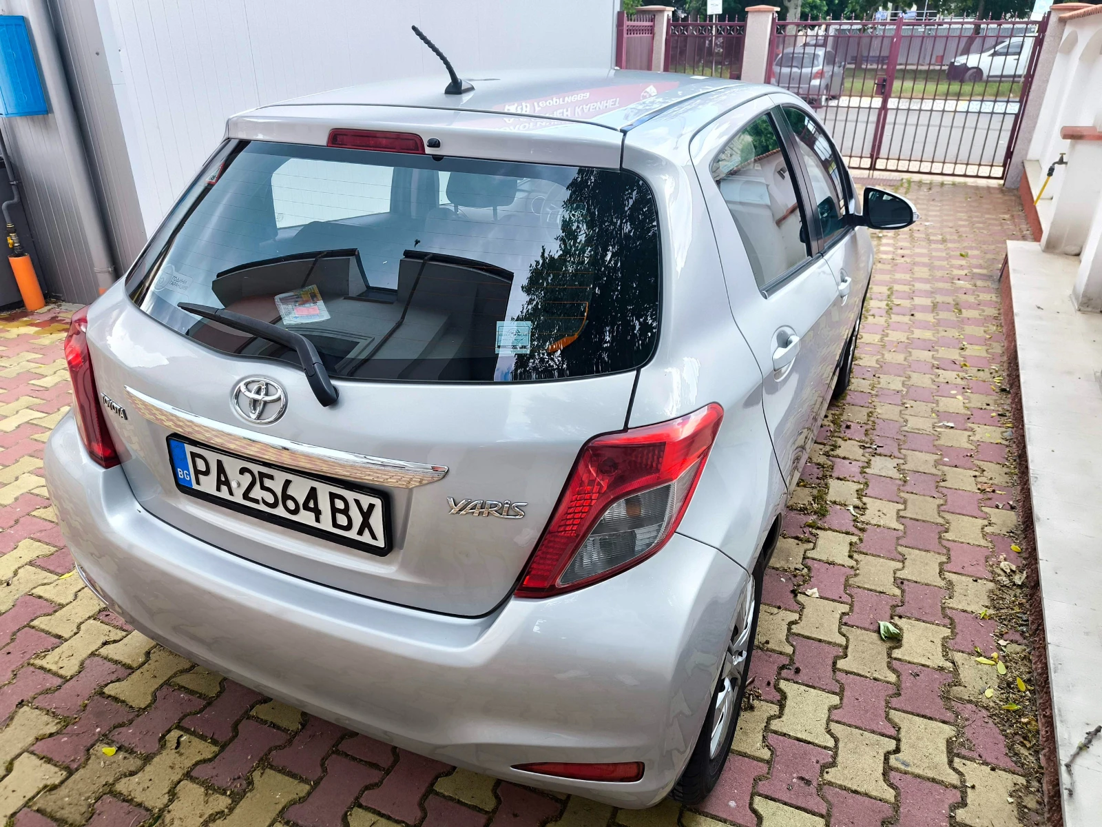 Toyota Yaris, снимка 6 - Автомобили и джипове - 54725815