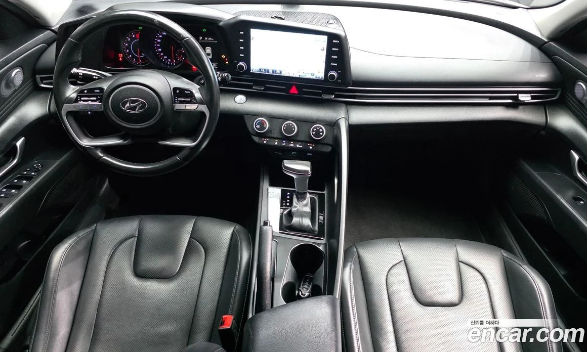 Hyundai Elantra 1.6 Smart, снимка 7 - Автомобили и джипове - 56155822