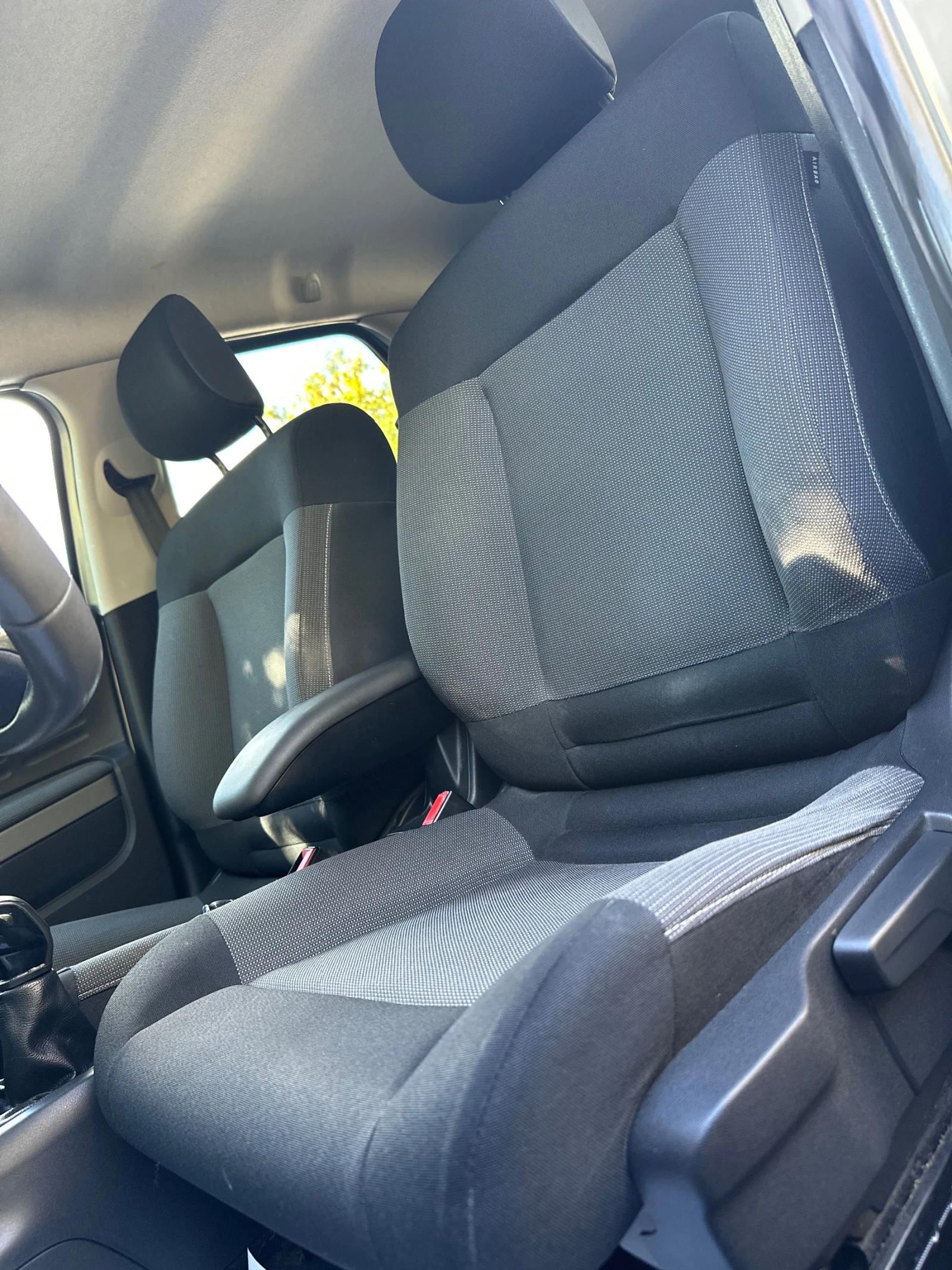 Citroen C4 Cactus 1.6 HDI * КАМЕРА* НАВИ* , снимка 11 - Автомобили и джипове - 56214120