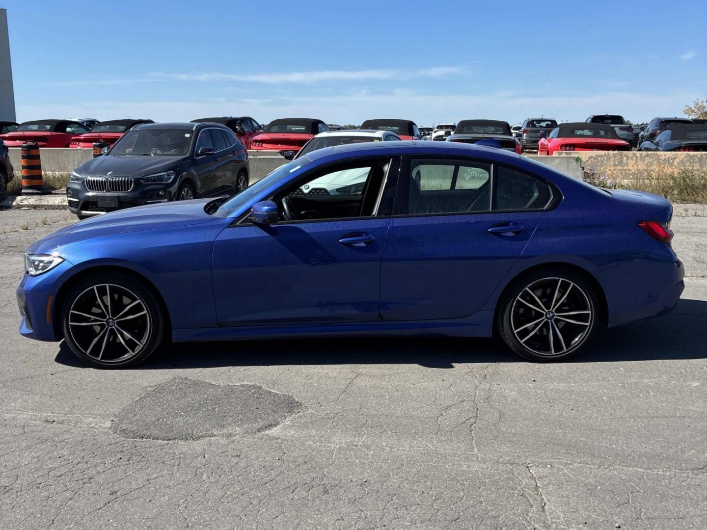 BMW 330 M-pack* 360* HUD* Подгрев* Пано, снимка 5 - Автомобили и джипове - 56249031