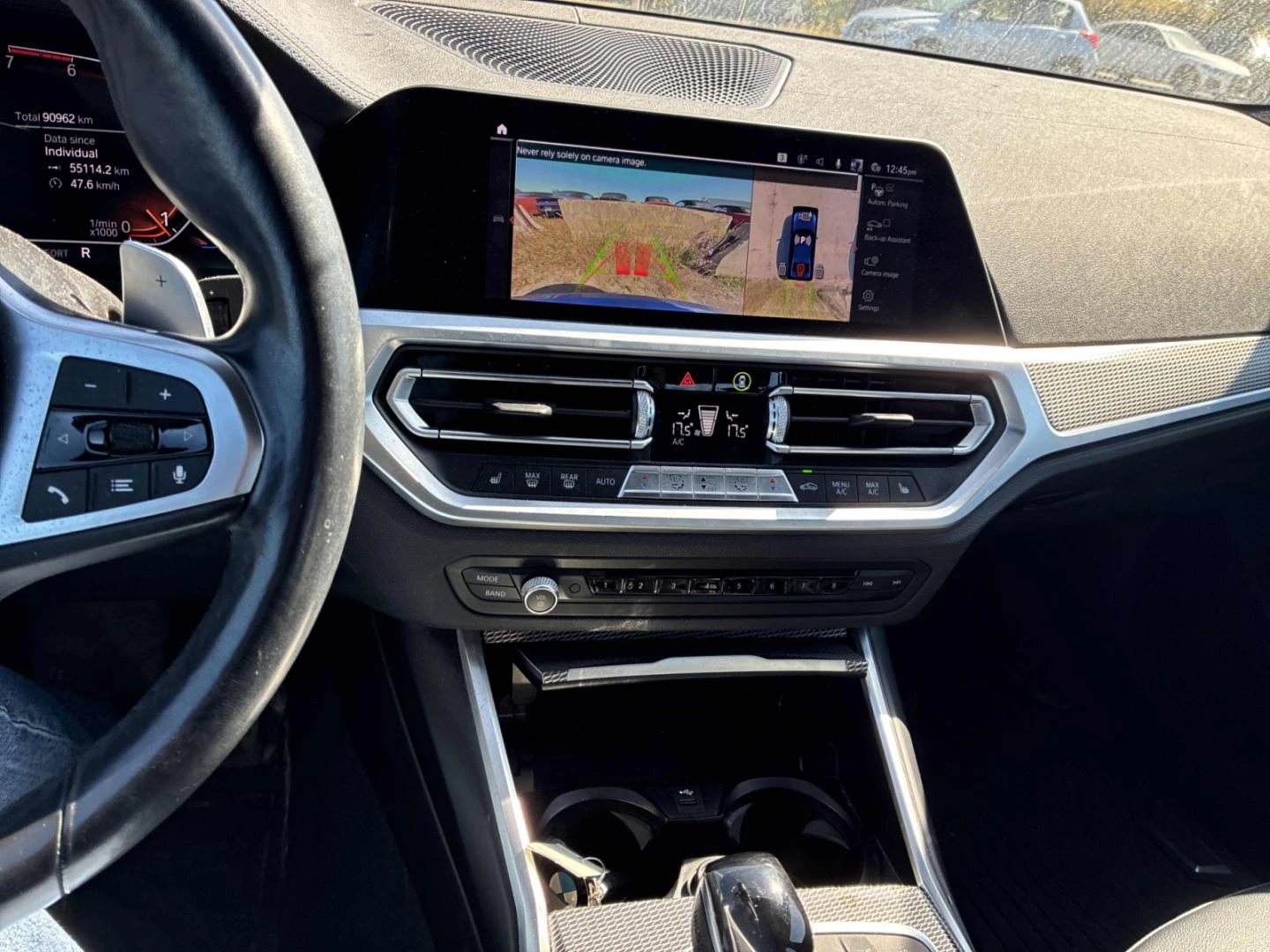 BMW 330 M-pack* 360* HUD* Подгрев* Пано, снимка 11 - Автомобили и джипове - 56249031